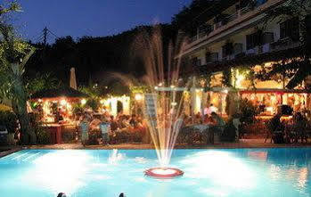 Hotel Stevens On The Hill 2*